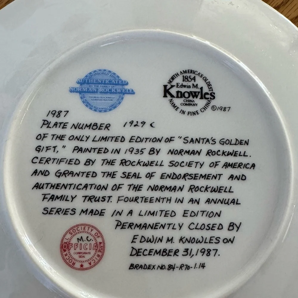 Norman Rockwell Festive Red and White Santa Plate
